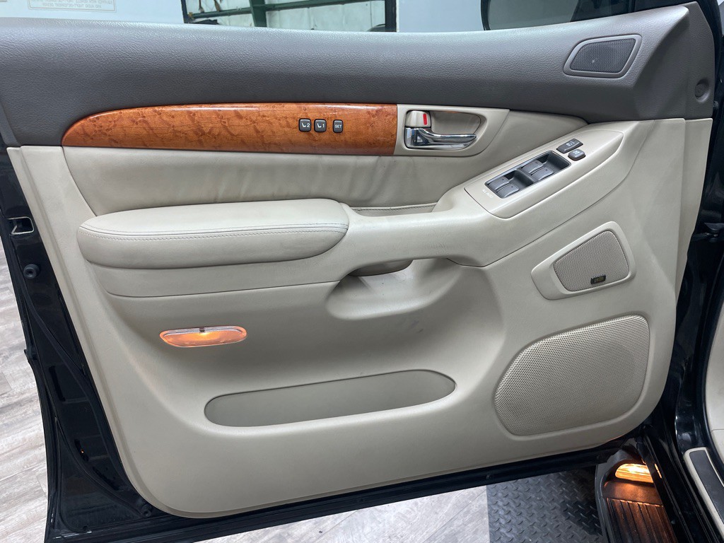2006 Lexus GX Image 16