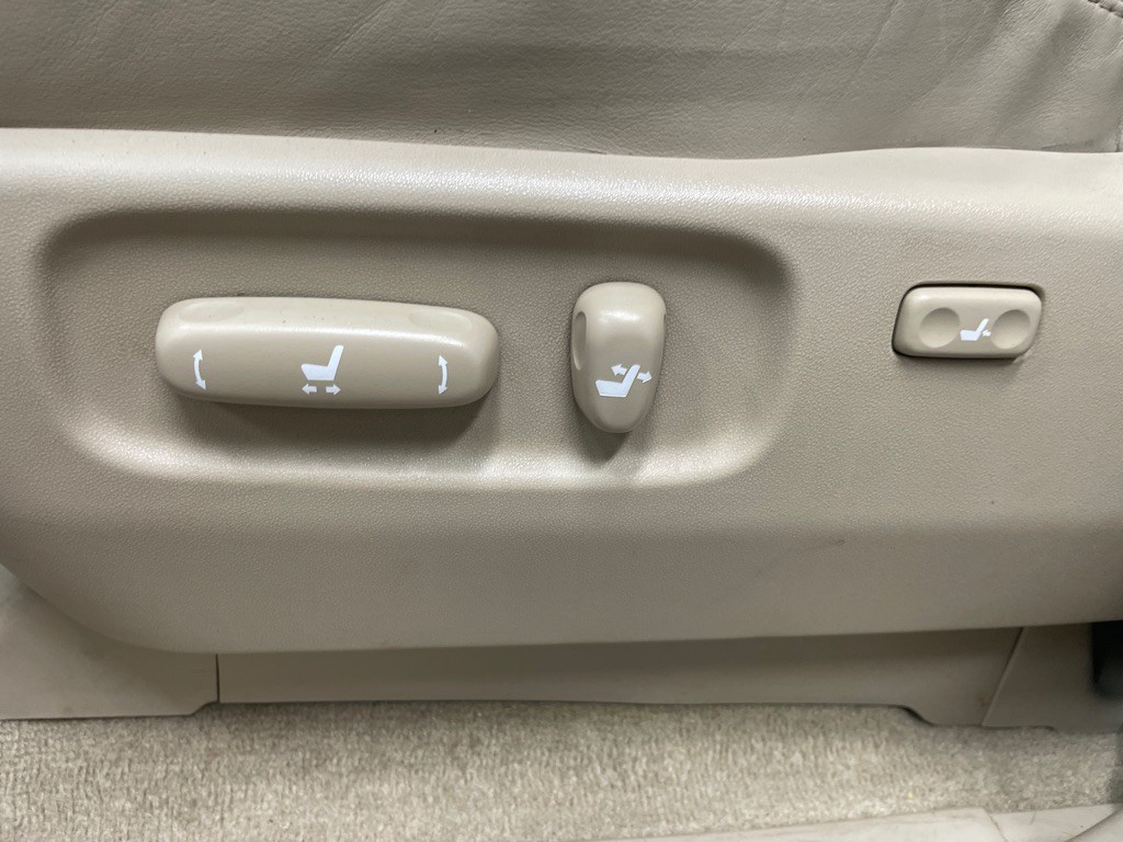2006 Lexus GX Image 17