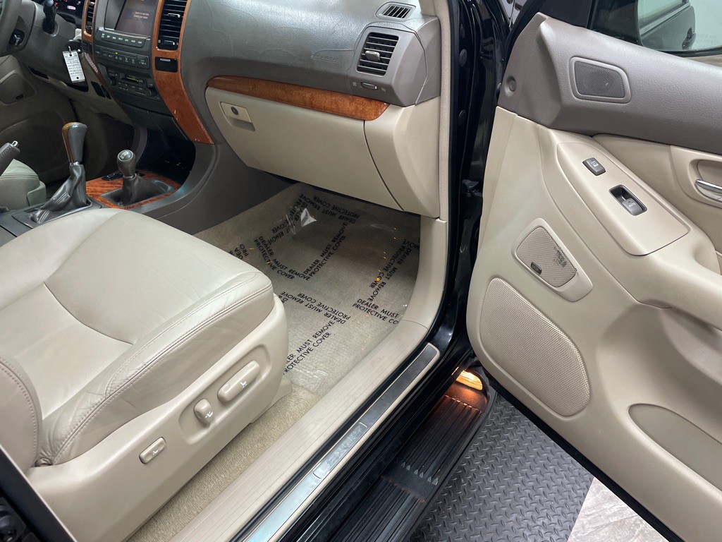 2006 Lexus GX Image 37