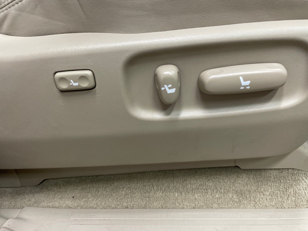 2006 Lexus GX Image 39