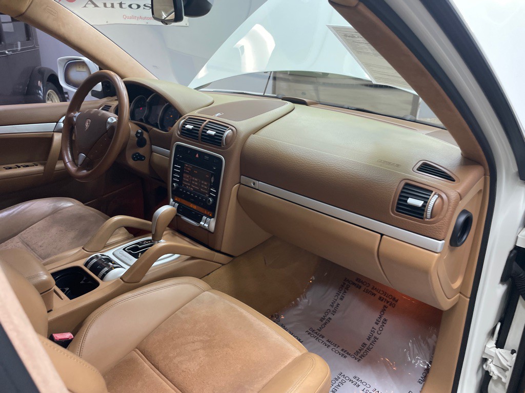 2009 Porsche Cayenne Image 4