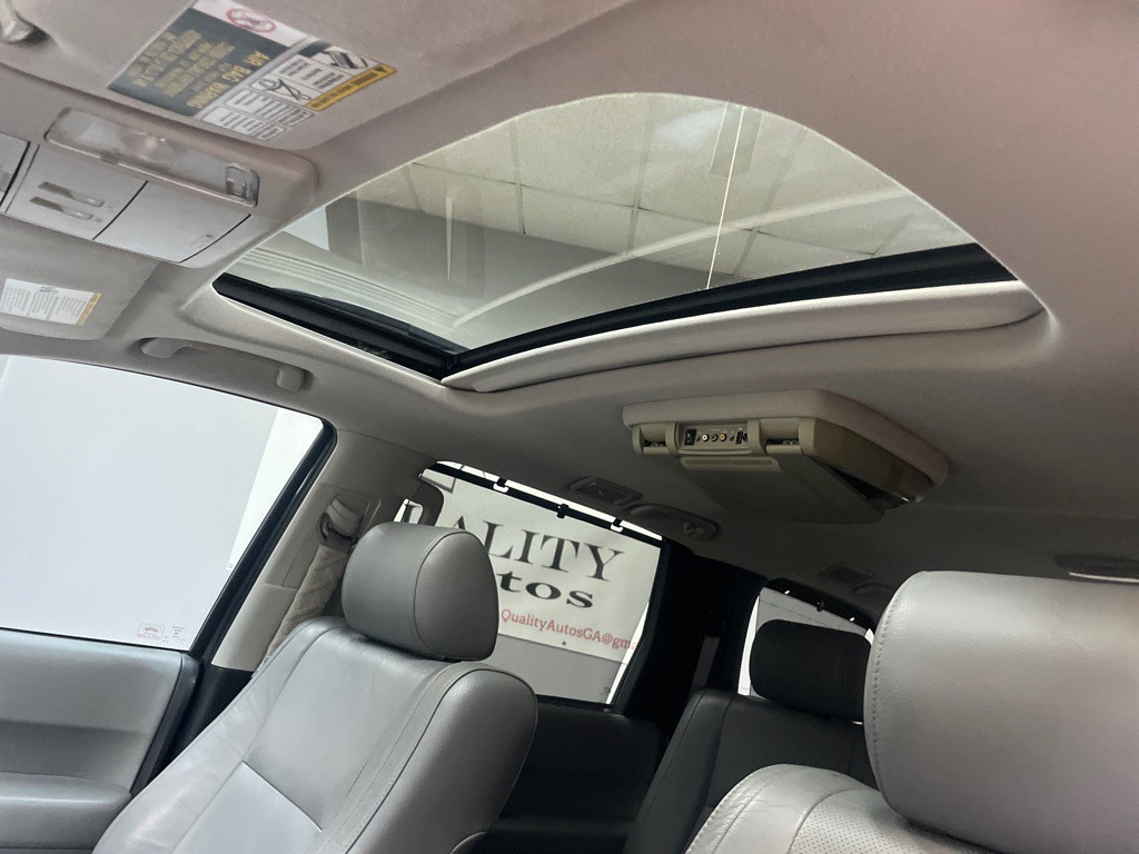 2008 Toyota Sequoia Image 30