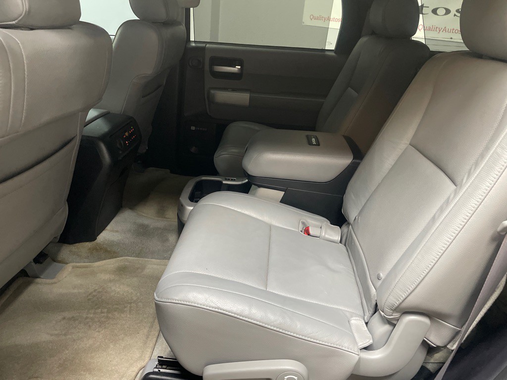 2008 Toyota Sequoia Image 34
