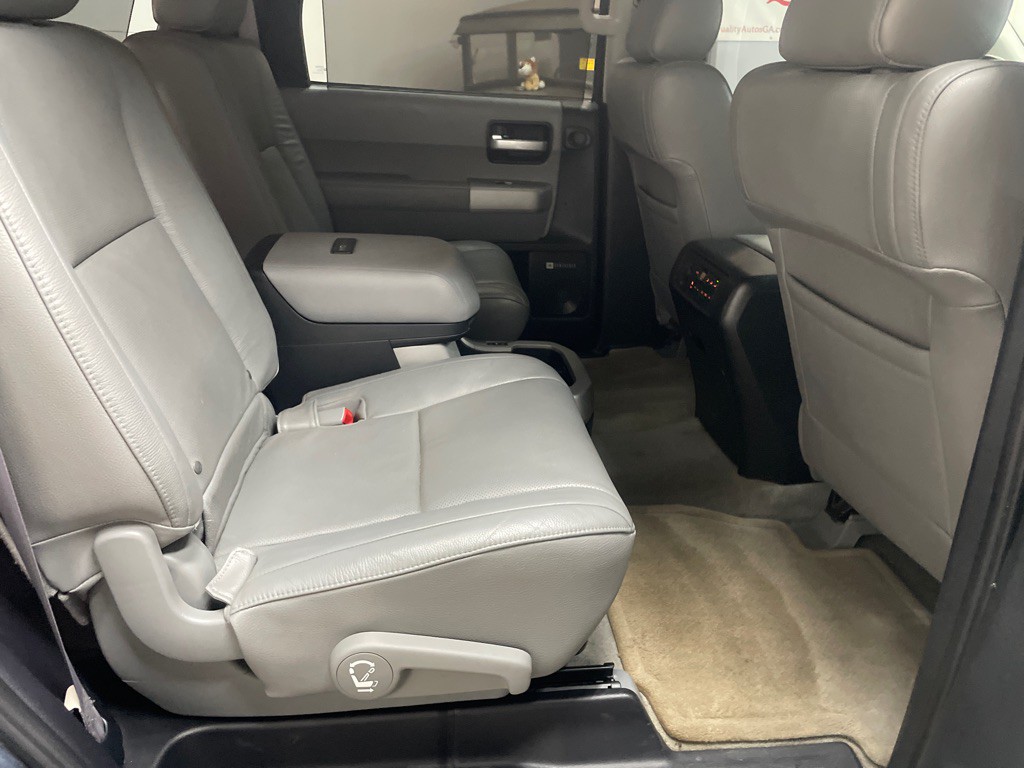 2008 Toyota Sequoia Image 41