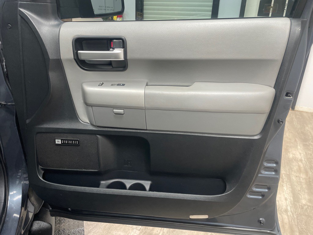 2008 Toyota Sequoia Image 44