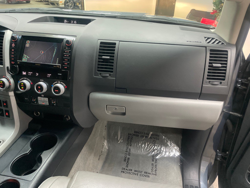 2008 Toyota Sequoia Image 47