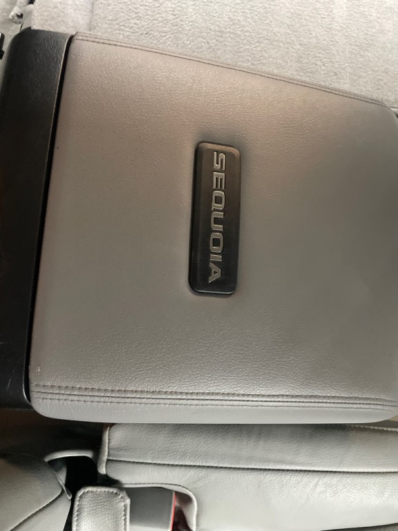 2008 Toyota Sequoia Image 59