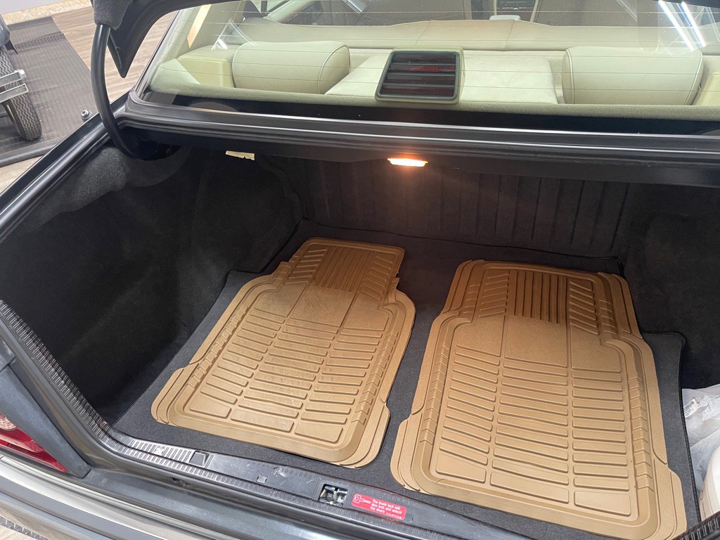 1994 Mercedes-Benz E-Class Image 28