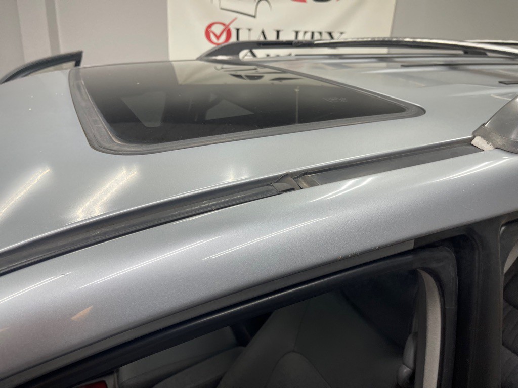 2002 Lexus LX Image 41