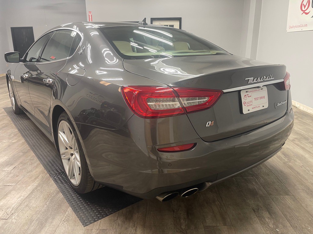 2015 Maserati Quattroporte Image 9