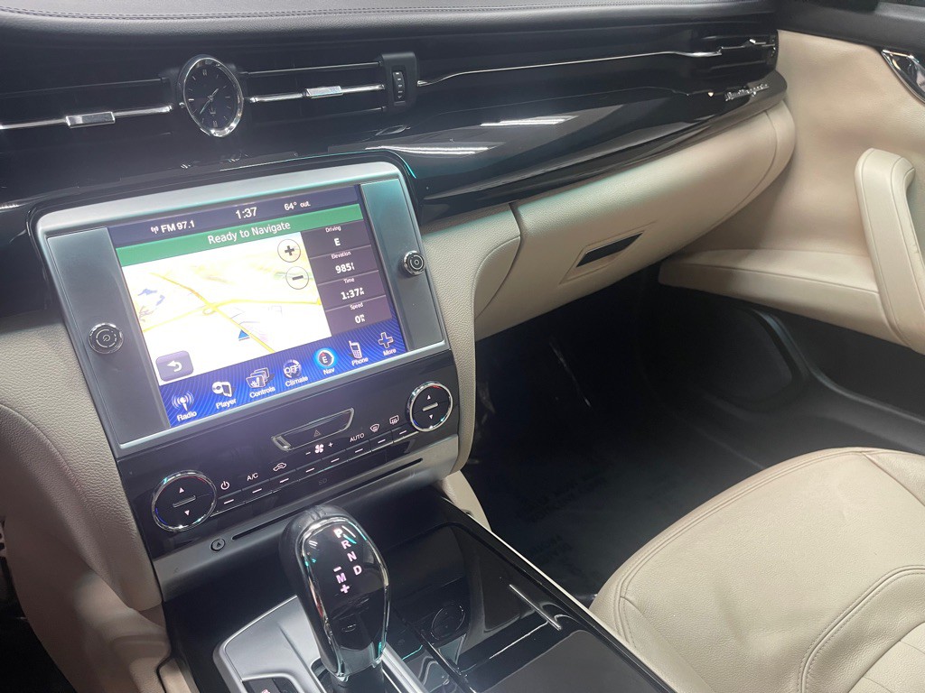 2015 Maserati Quattroporte Image 22