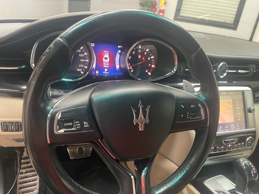 2015 Maserati Quattroporte Image 24