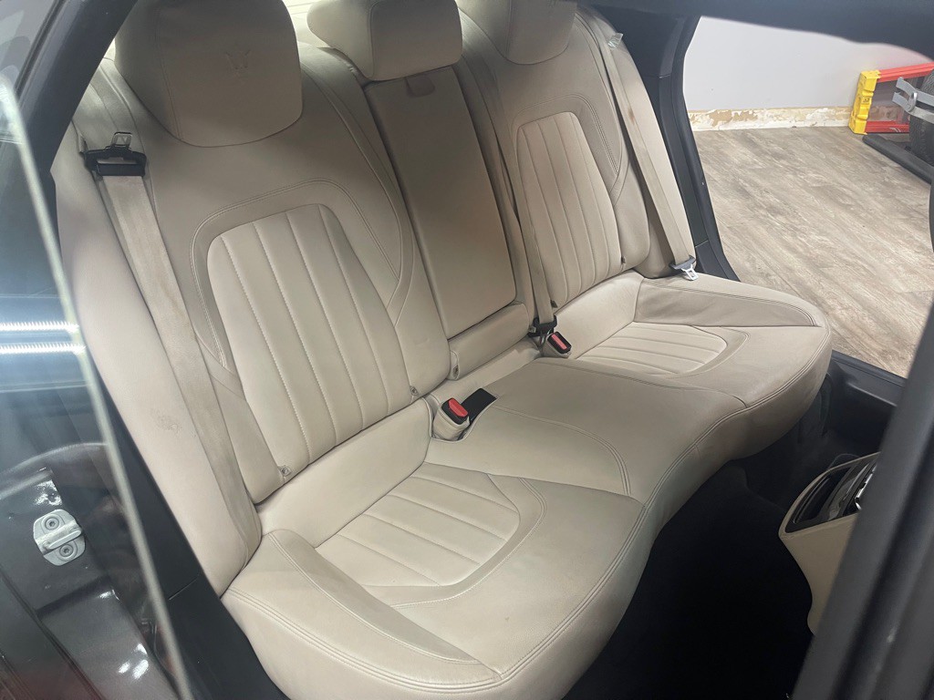 2015 Maserati Quattroporte Image 34