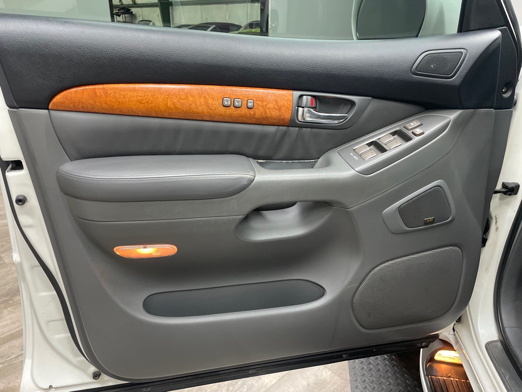 2007 Lexus GX Image 17