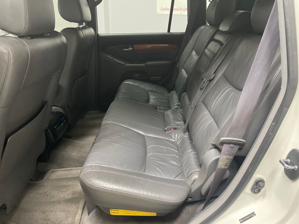 2007 Lexus GX Image 32