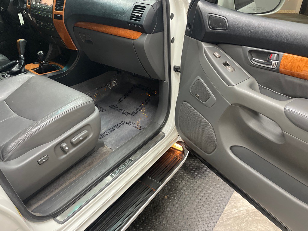 2007 Lexus GX Image 39
