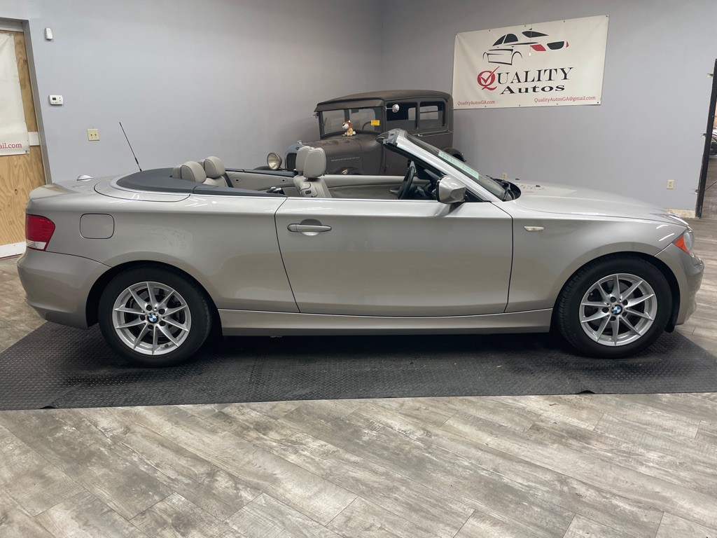 2010 BMW 1 Series Image 11