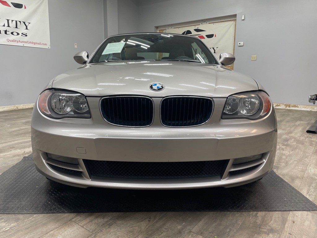 2010 BMW 1 Series Image 23