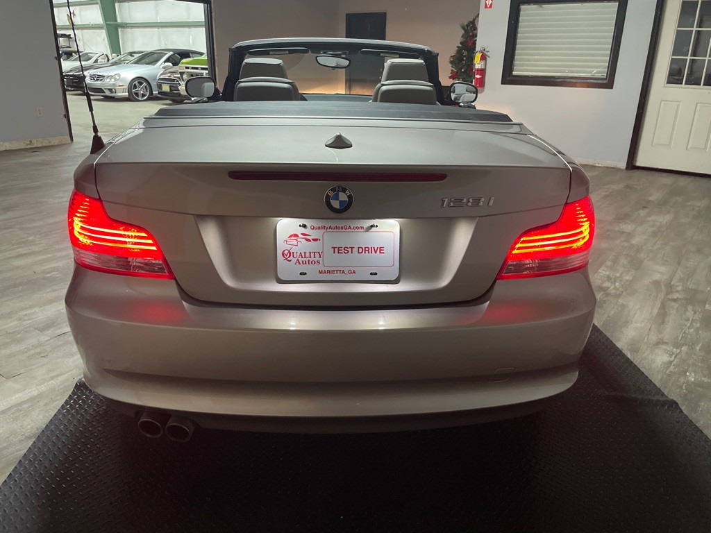 2010 BMW 1 Series Image 59