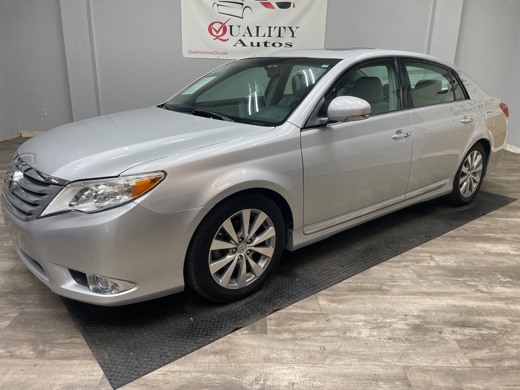 2011 Toyota Avalon Image 5