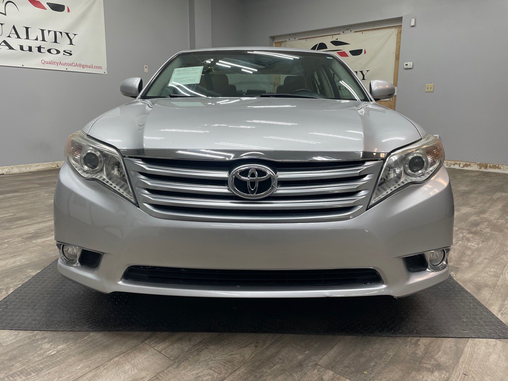 2011 Toyota Avalon Image 13