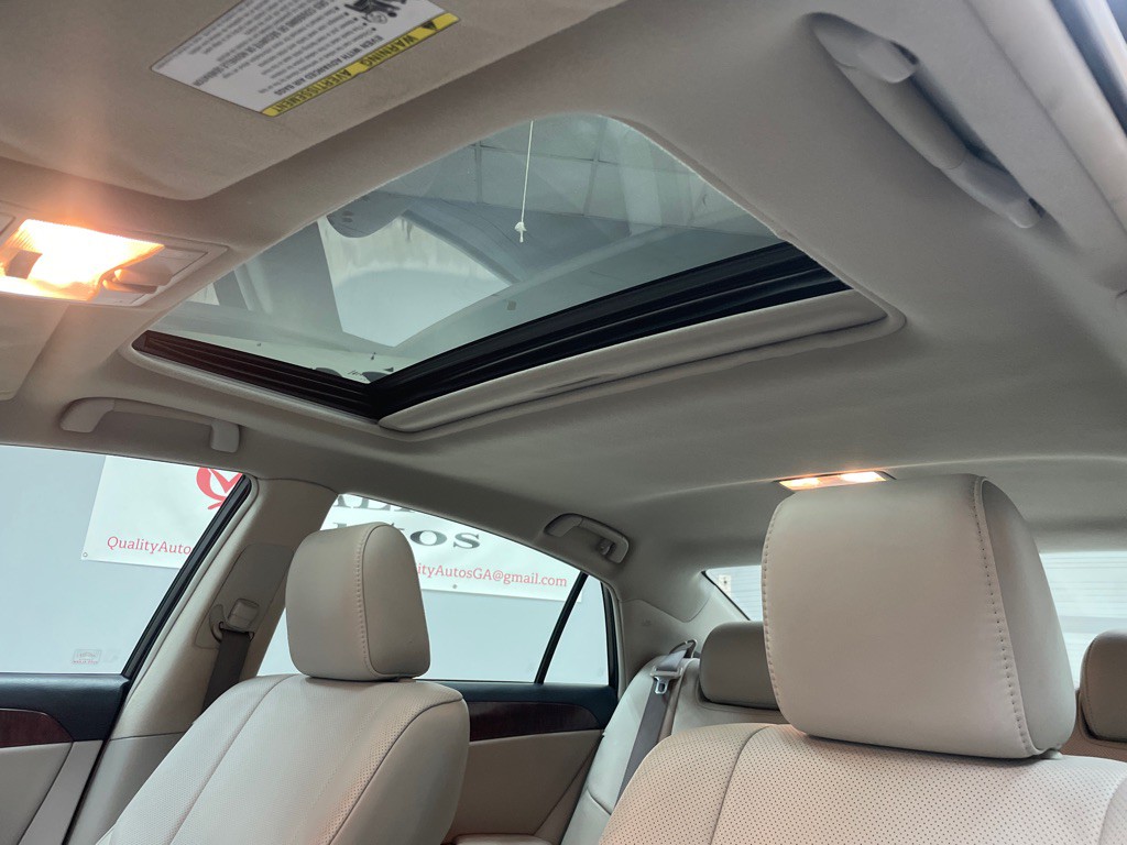 2011 Toyota Avalon Image 24
