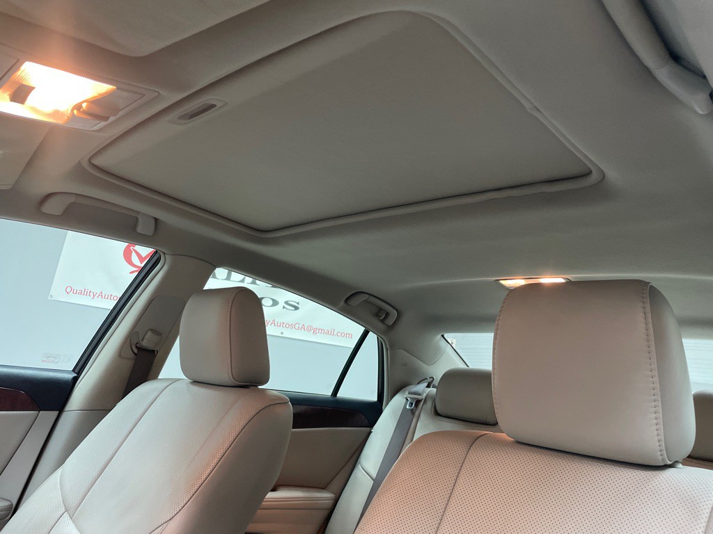 2011 Toyota Avalon Image 25