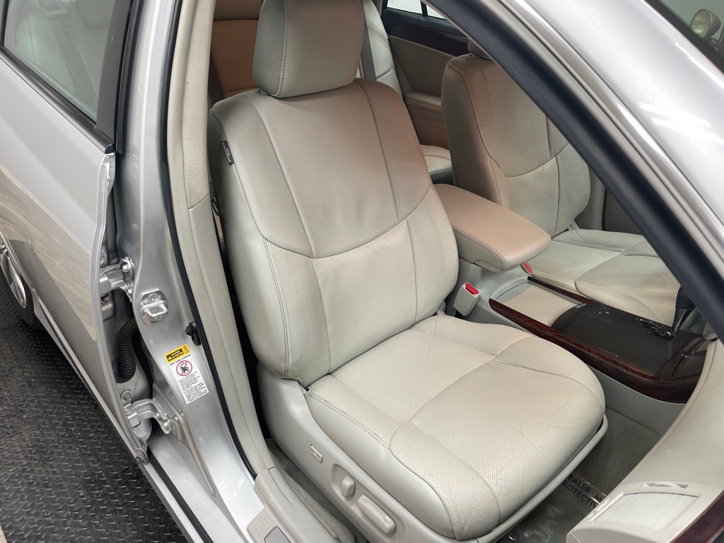 2011 Toyota Avalon Image 40