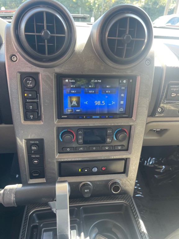 2003 HUMMER H2 Image 30