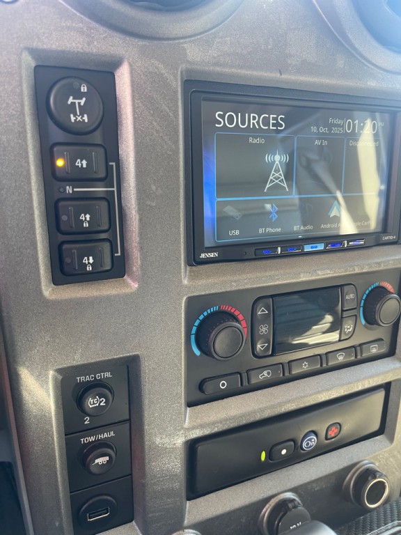 2003 HUMMER H2 Image 32