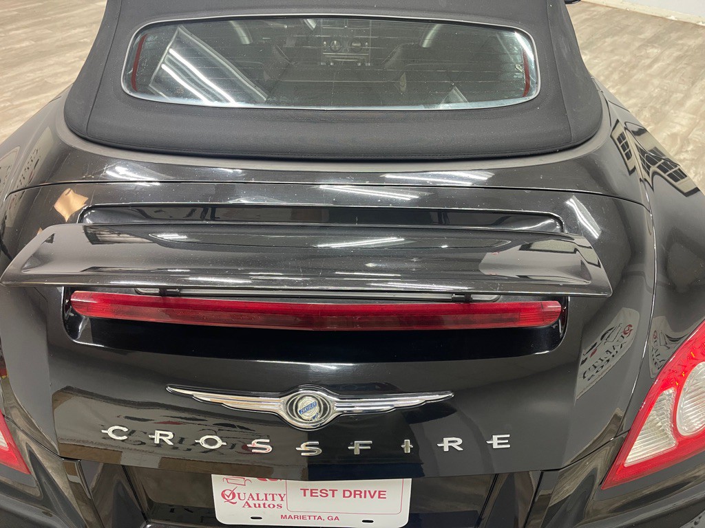 2005 Chrysler Crossfire Image 13