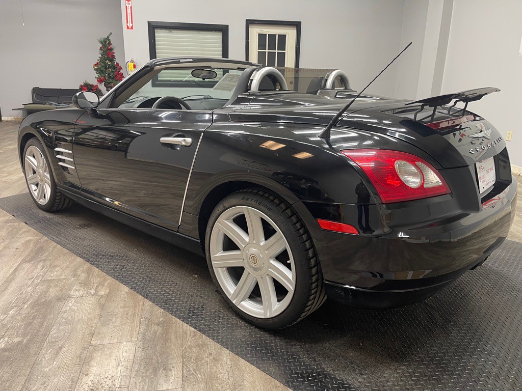 2005 Chrysler Crossfire Image 14