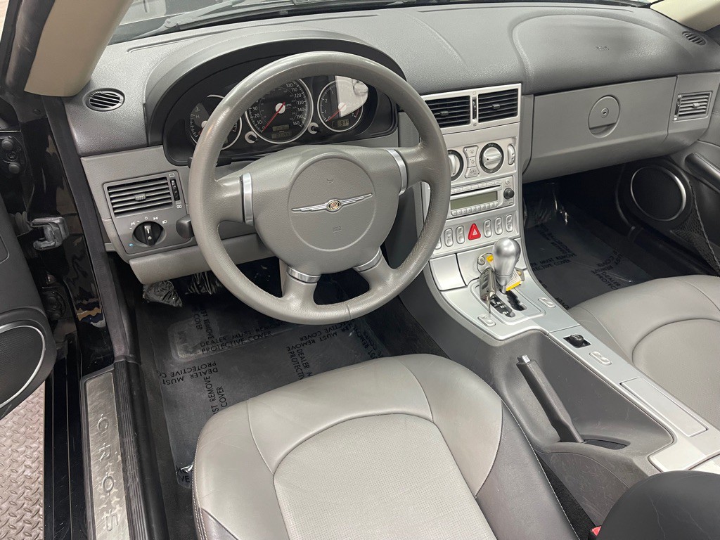 2005 Chrysler Crossfire Image 21