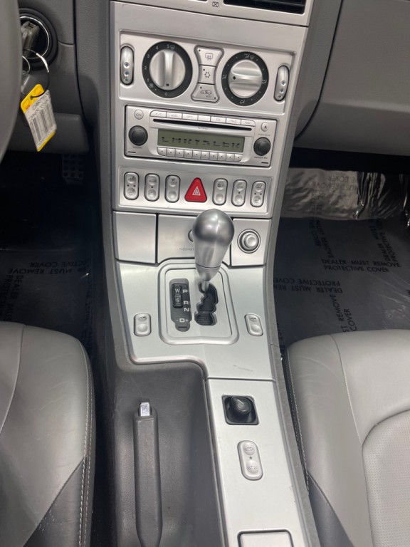 2005 Chrysler Crossfire Image 26