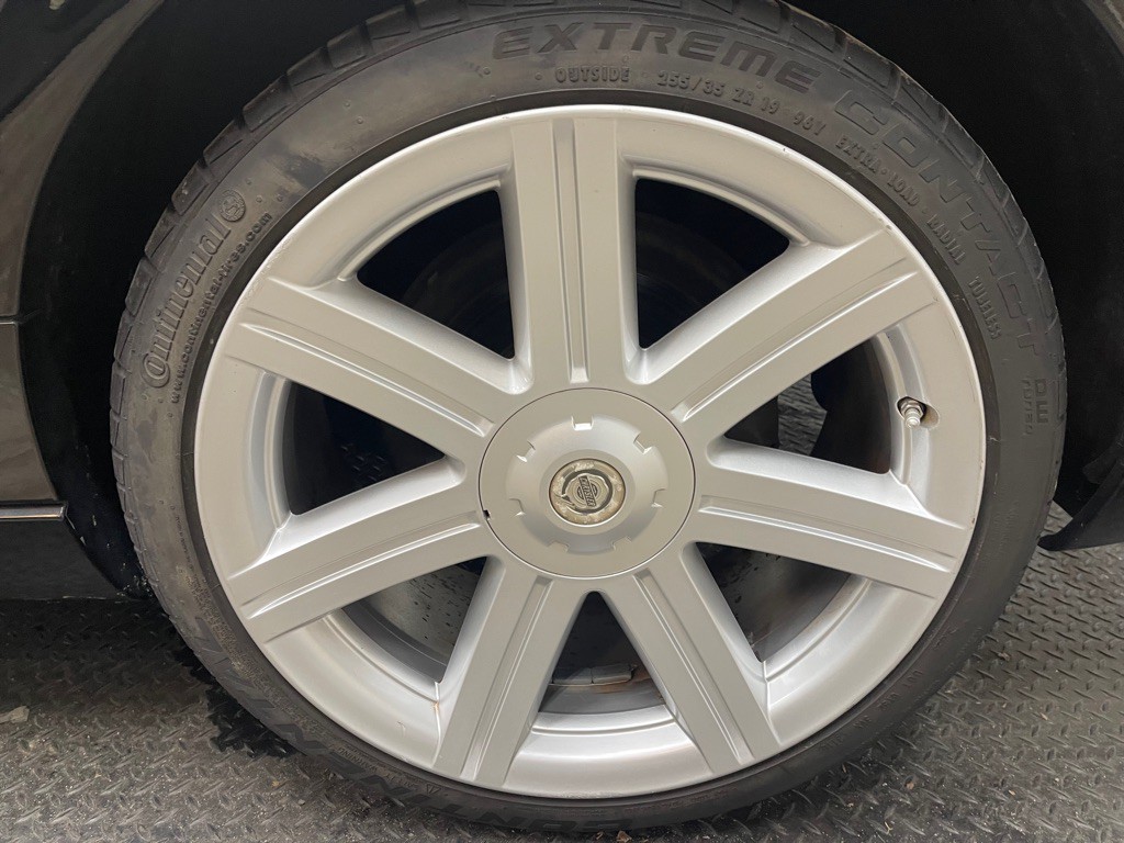 2005 Chrysler Crossfire Image 33