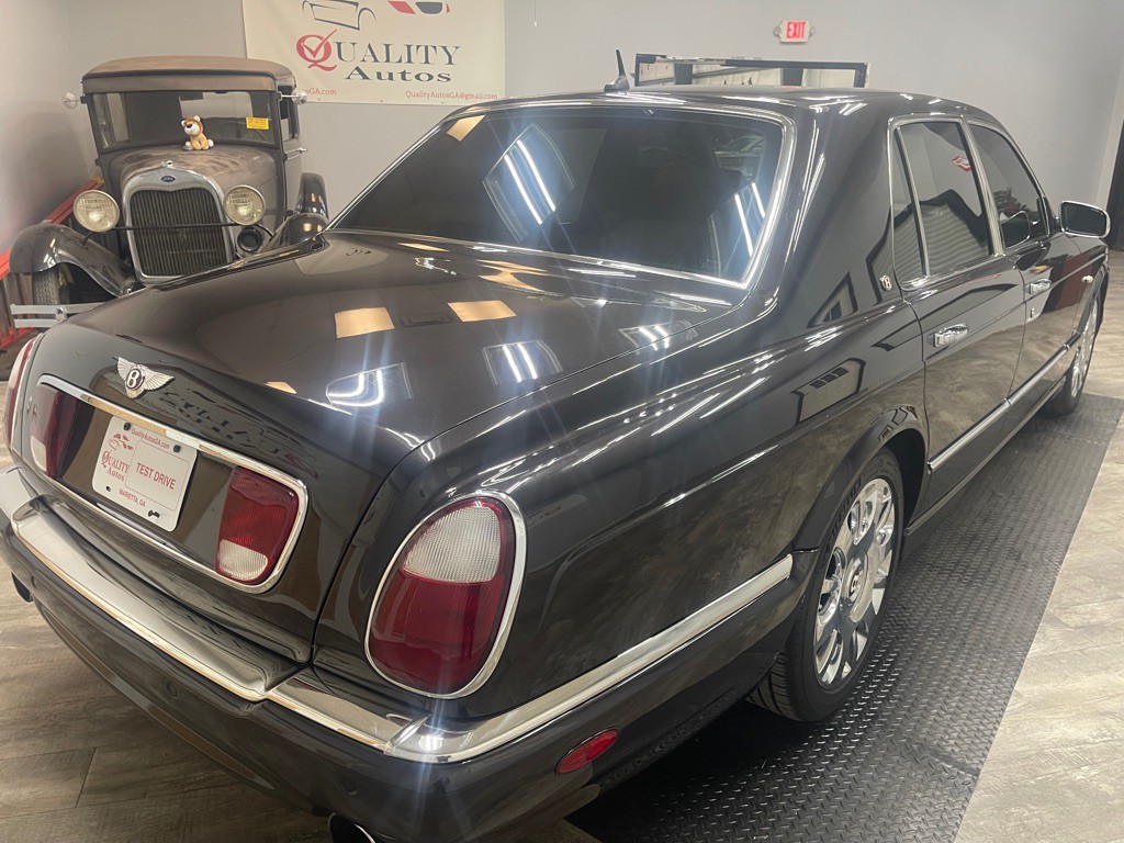 2005 Bentley Arnage Image 10