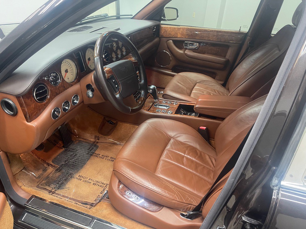 2005 Bentley Arnage Image 20