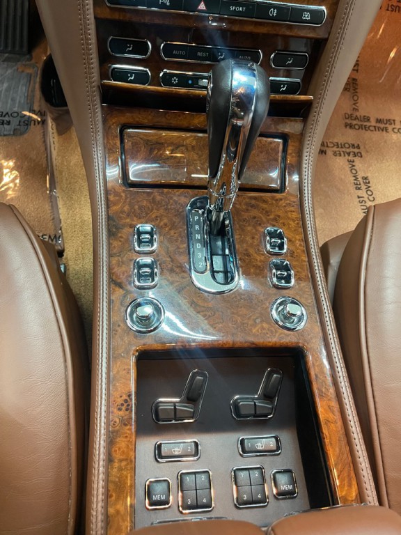 2005 Bentley Arnage Image 27