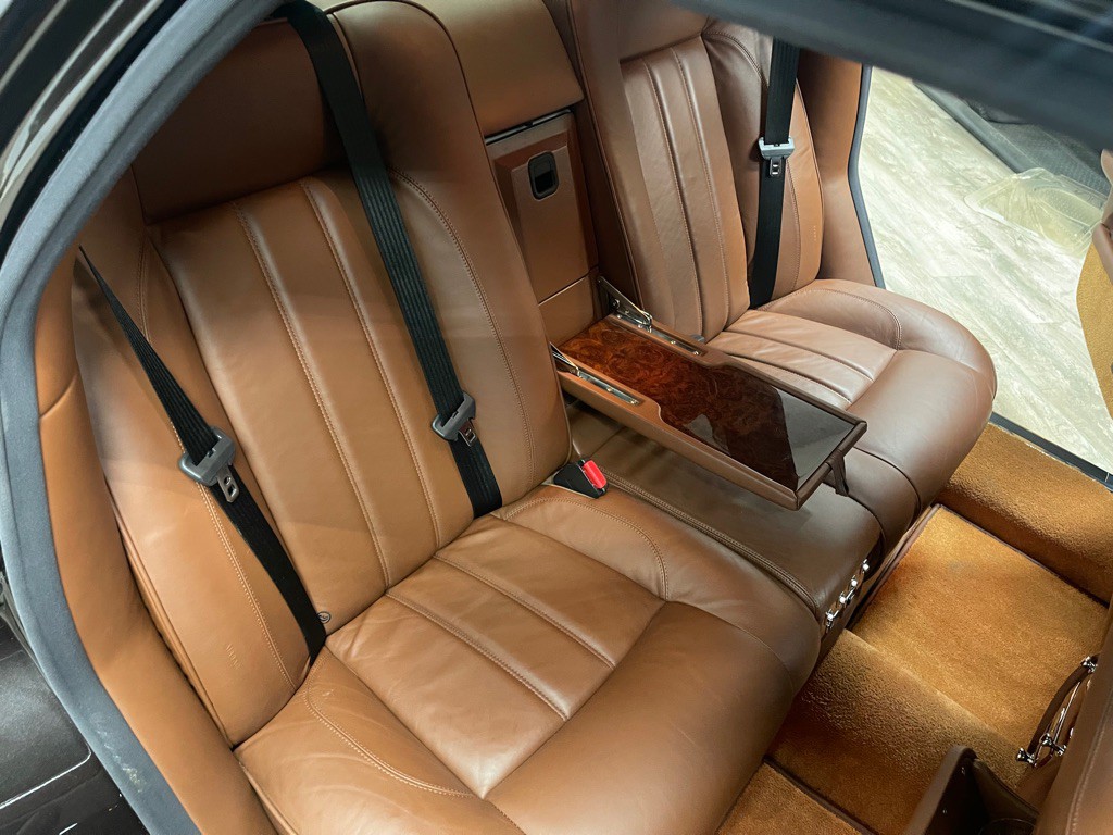 2005 Bentley Arnage Image 36