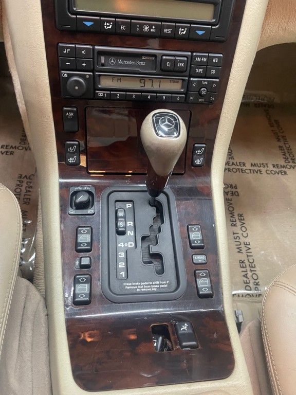 1999 Mercedes-Benz CL-Class Image 24