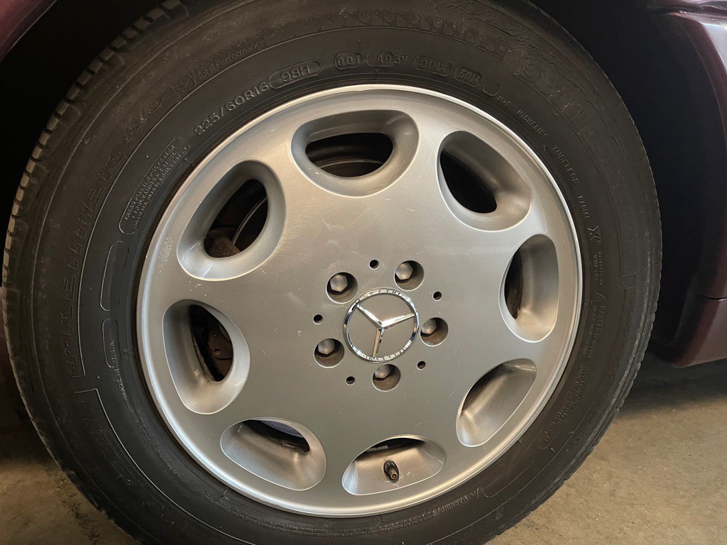 1999 Mercedes-Benz CL-Class Image 34