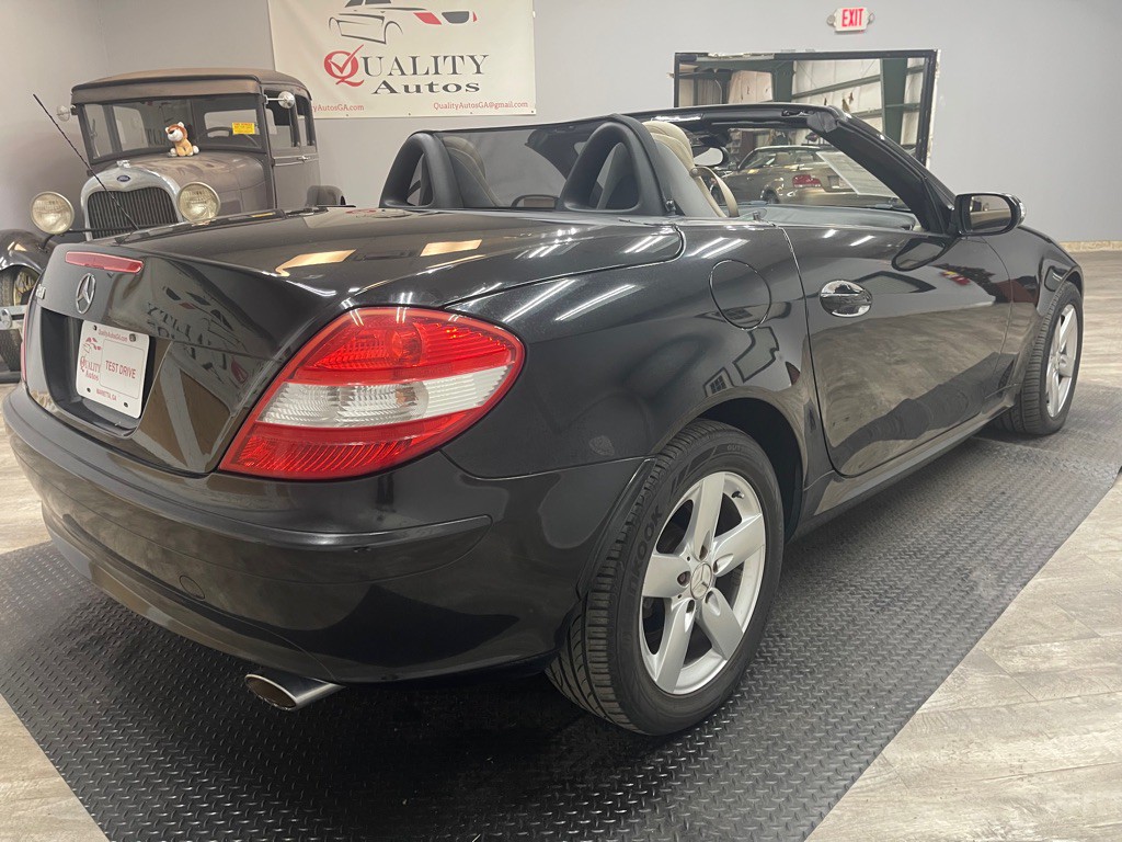 2006 Mercedes-Benz SLK-Class Image 6