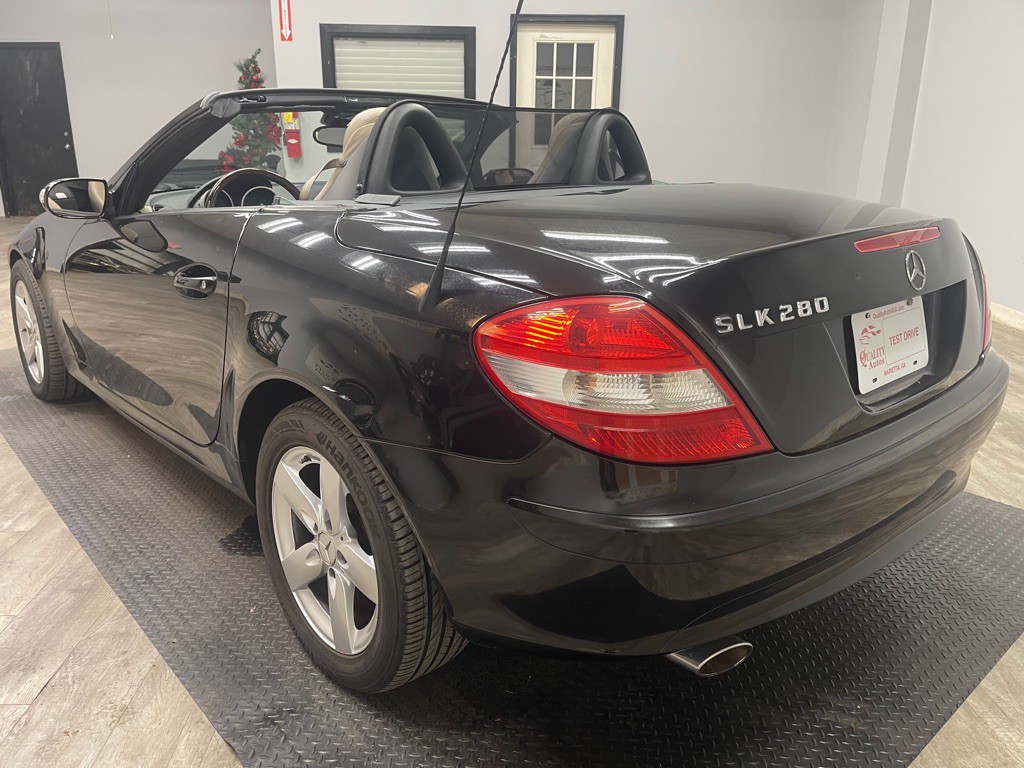 2006 Mercedes-Benz SLK-Class Image 10