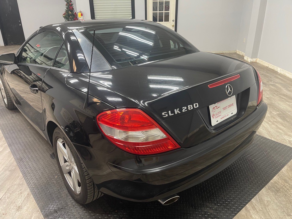 2006 Mercedes-Benz SLK-Class Image 17