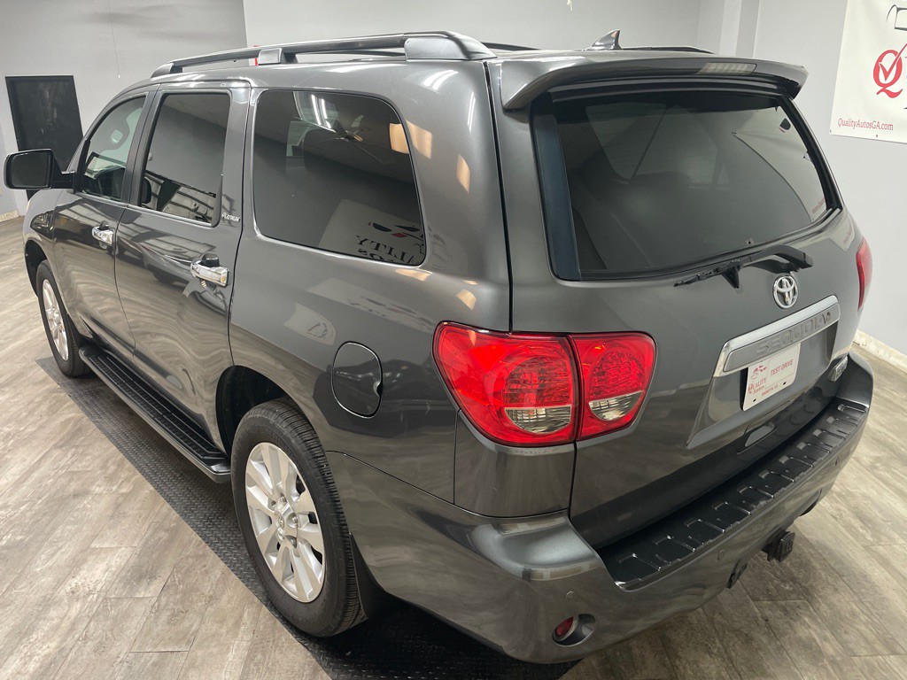 2011 Toyota Sequoia Image 5