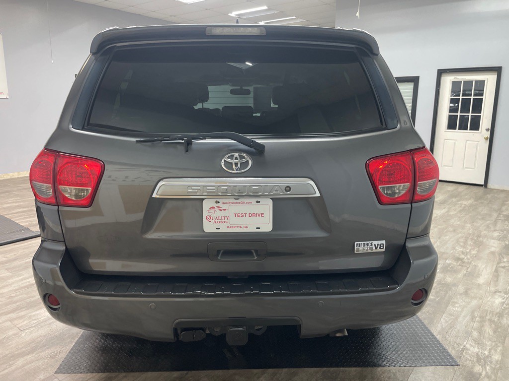 2011 Toyota Sequoia Image 9