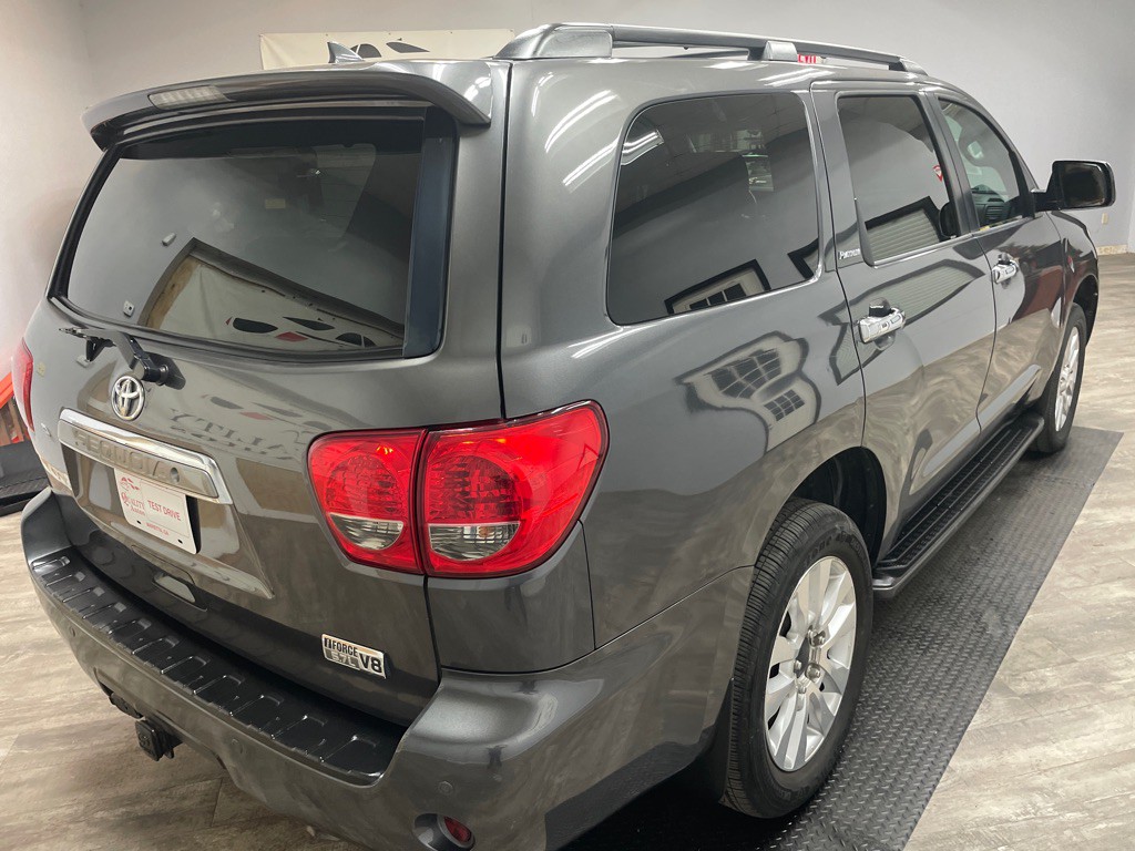 2011 Toyota Sequoia Image 10