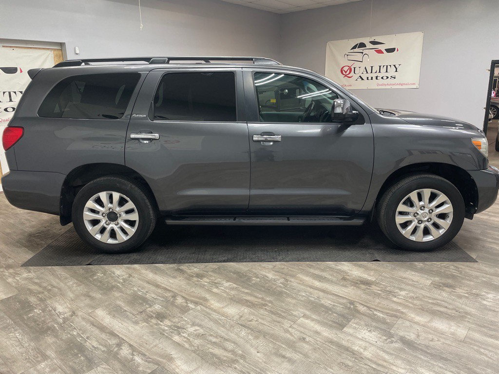 2011 Toyota Sequoia Image 12
