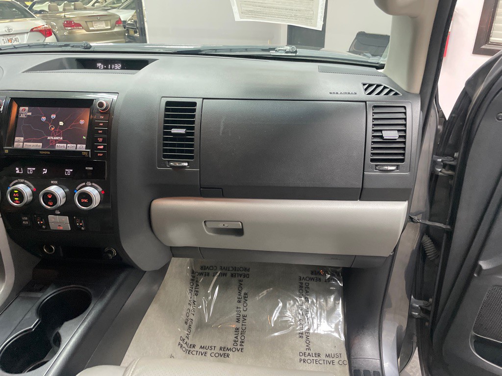 2011 Toyota Sequoia Image 48