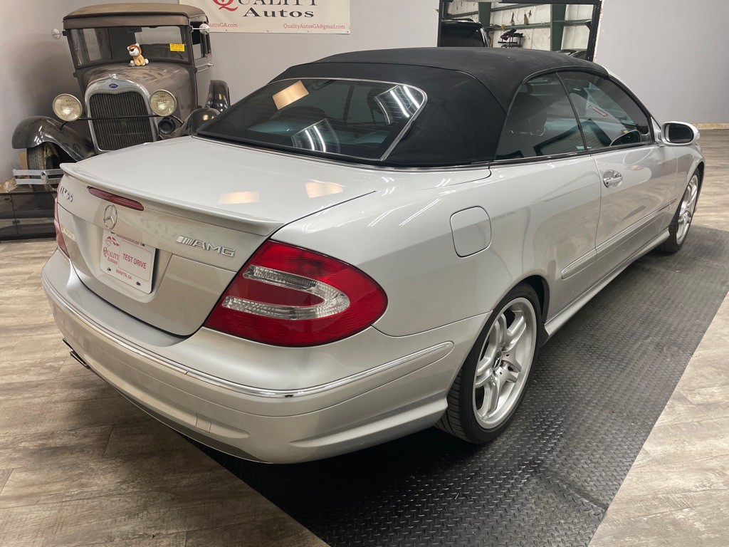 2005 Mercedes-Benz CLK-Class Image 20